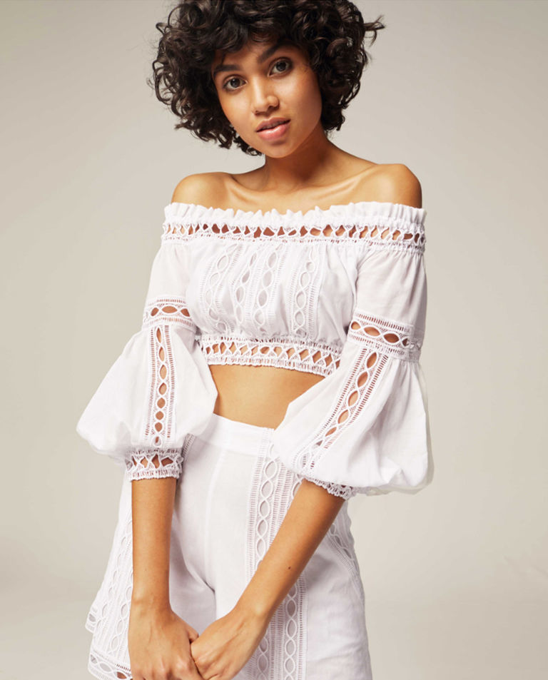 Top z odkrytymi ramionami Alova