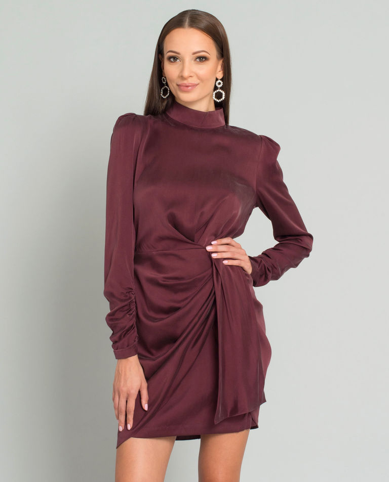Bordowa sukienka z jedwabiu