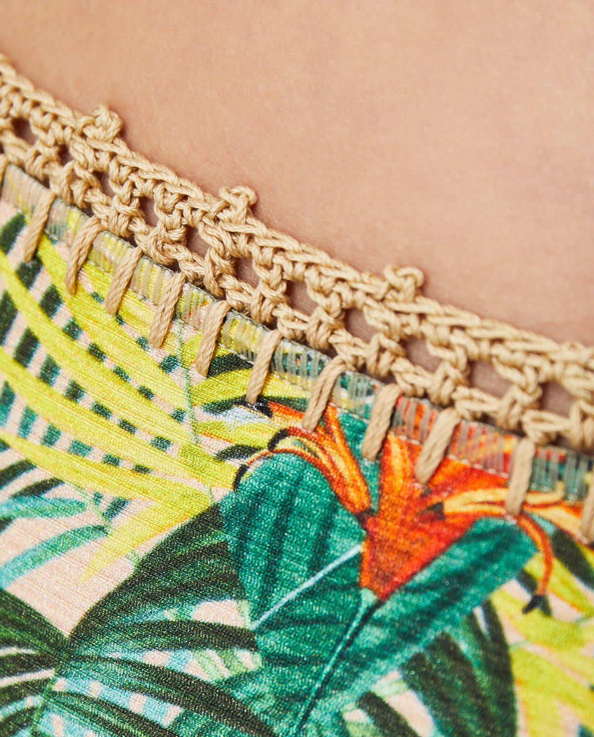 Kolorowy dół od bikini - Image #4