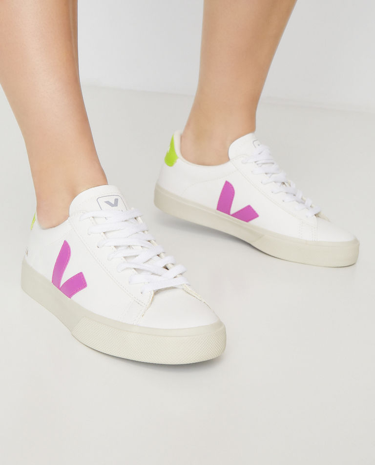 Białe sneakersy Campo