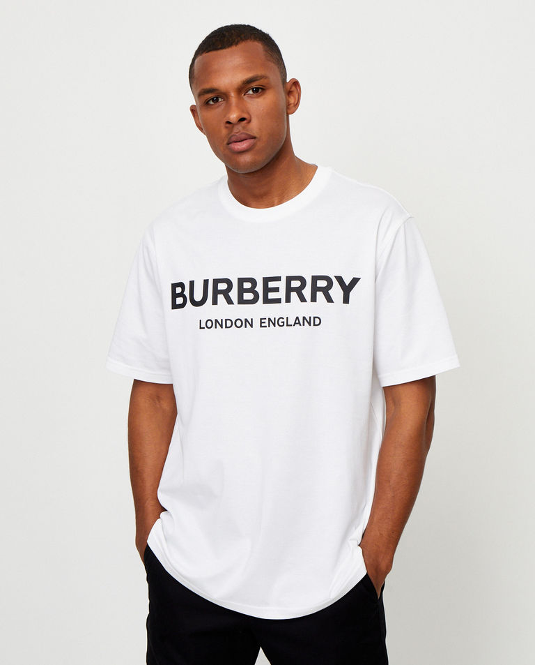 Biała koszulka z logo