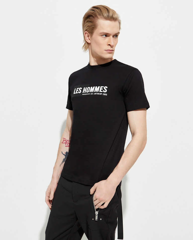 Czarny t-shirt z logo