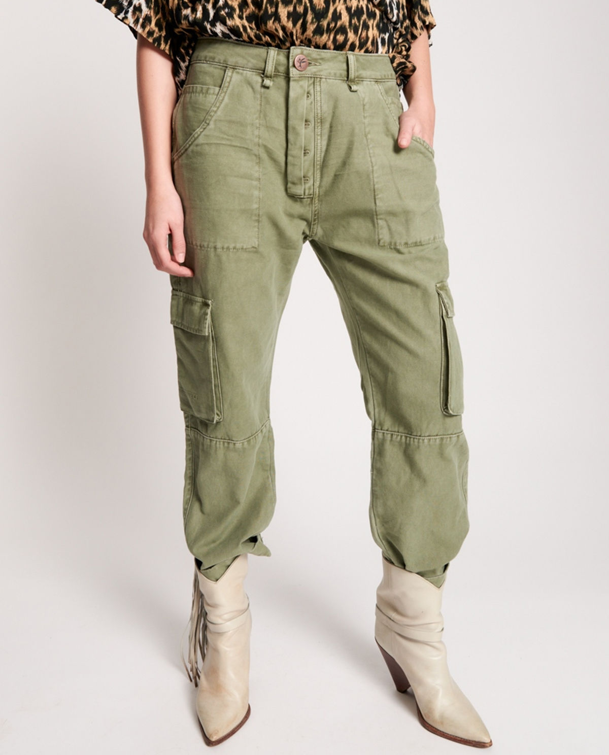 Zielone spodnie Revolution Cargo Low Waist - Image #3