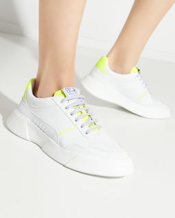 Sneakersy z żółtą piętą Fluo - Image #0
