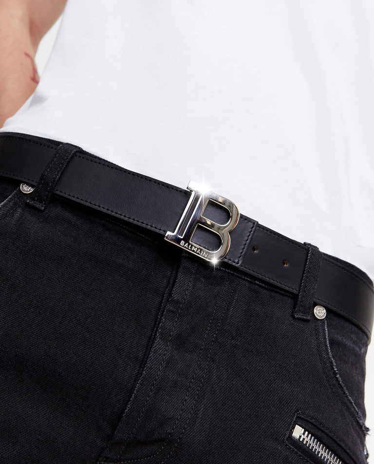 Skórzany pasek z logo