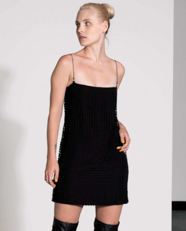 Czarna sukienka mini RUNIRE