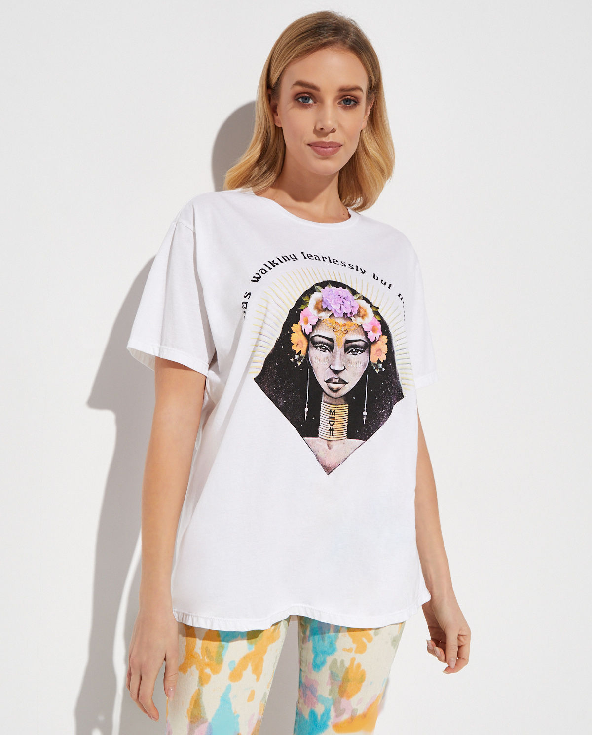 Biały t-shirt z nadrukiem - Image #0