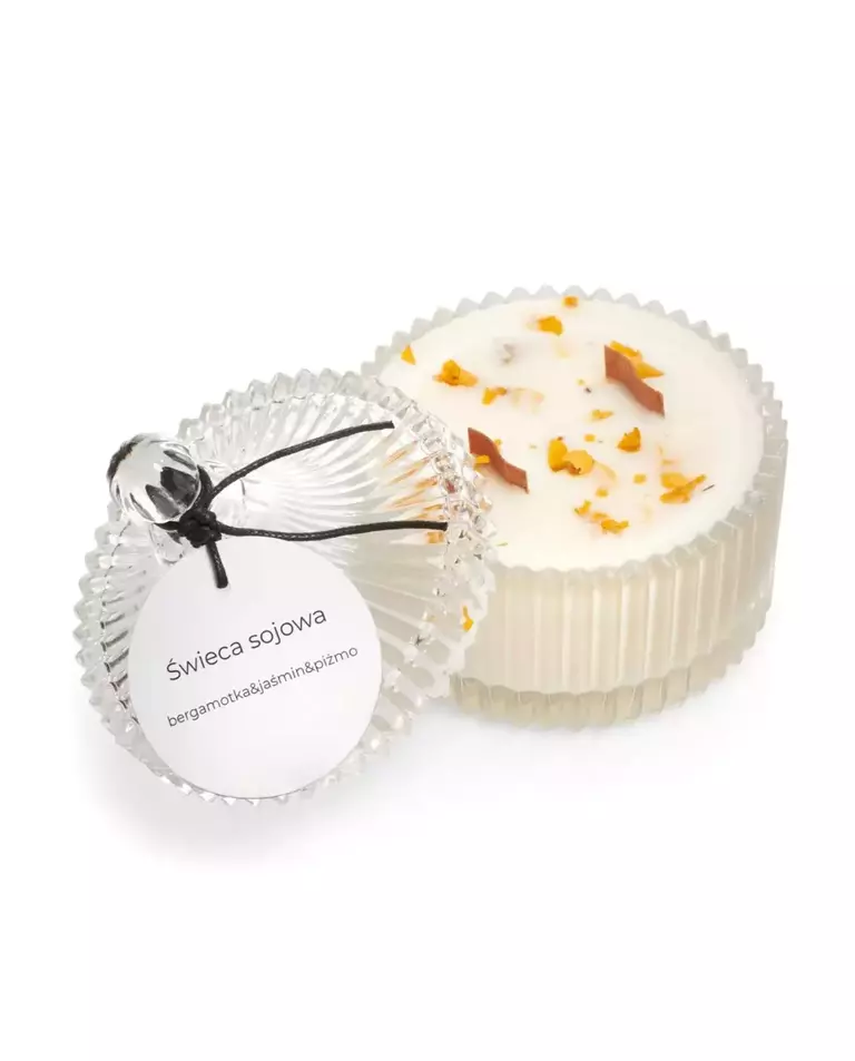 Sojowa świeca zapachowa w szklanym naczyniu