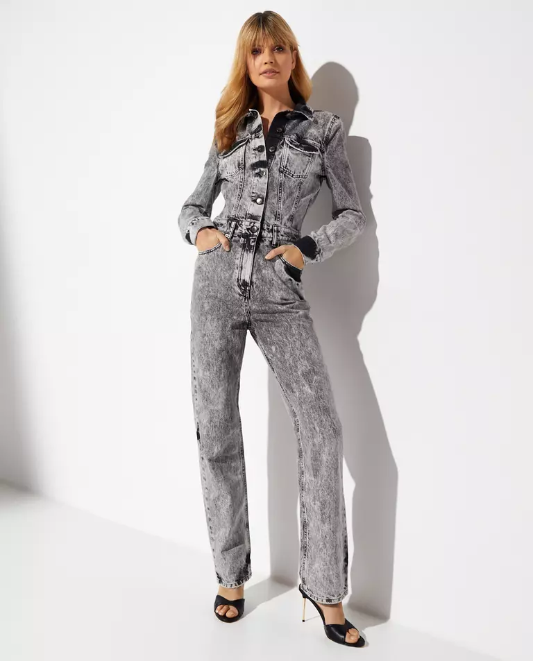 Szary kombinezon z przetarciami Cora