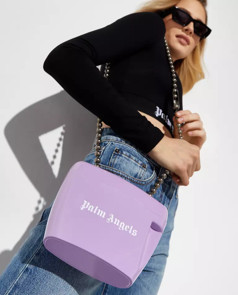 Fioletowa torebka z łańcuszkiem