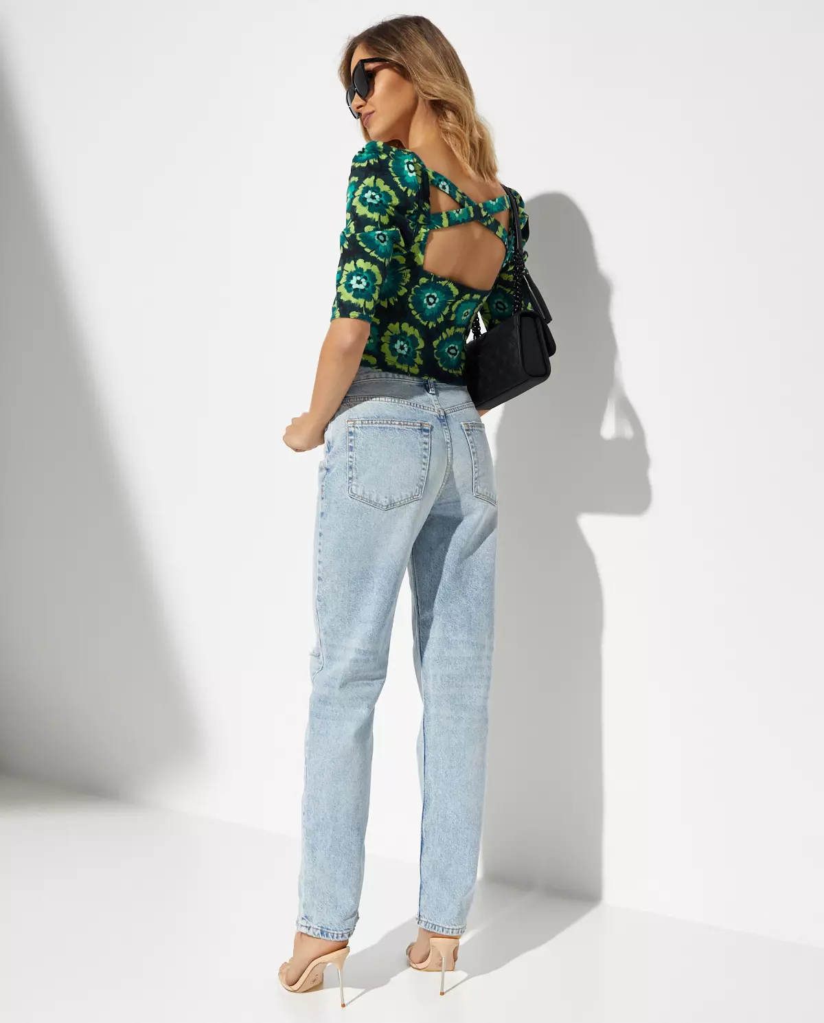 Crop top w kwiatowy print - Image #3