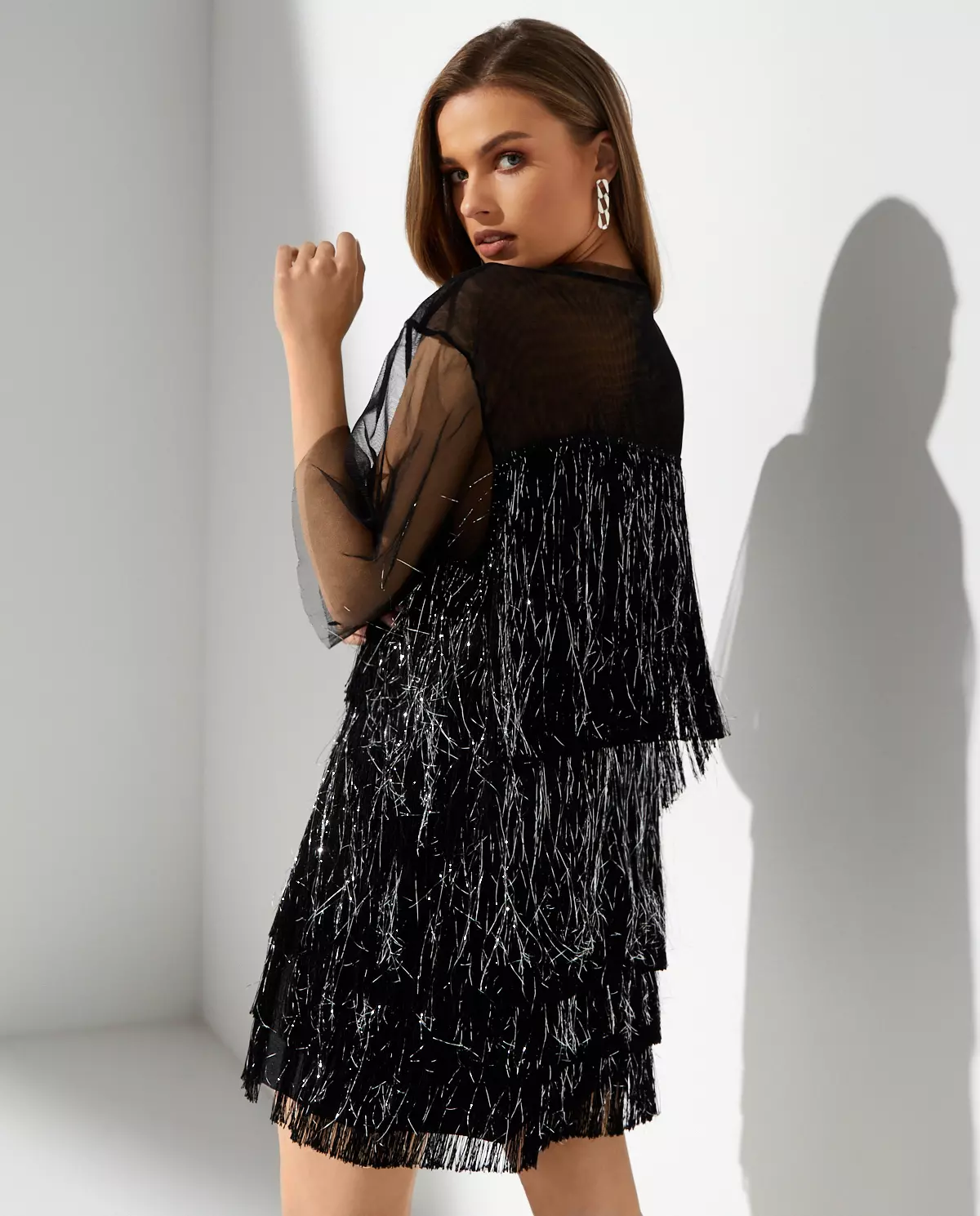 Czarna sukienka mini Berry Fringe - Image #8