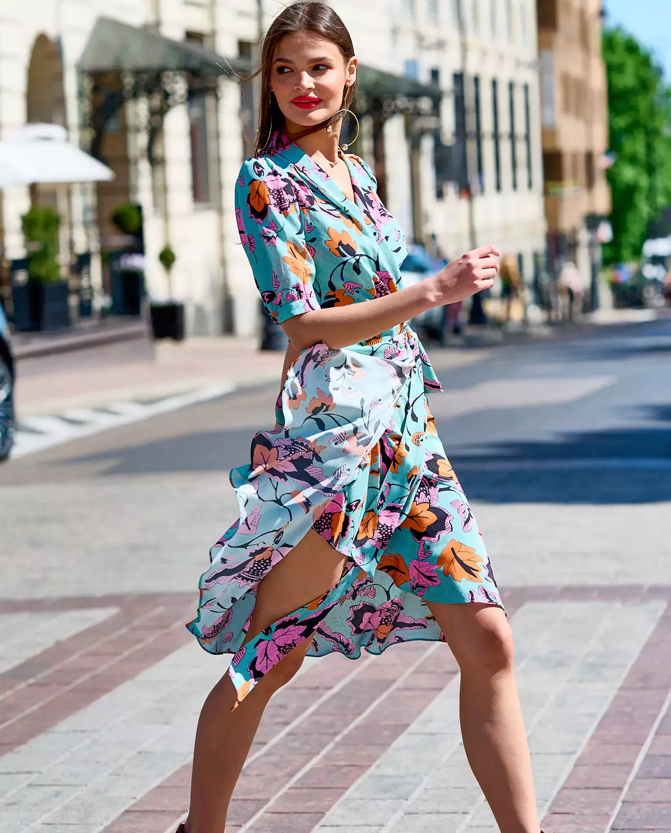 Jedwabna sukienka z falbaną - Image #2