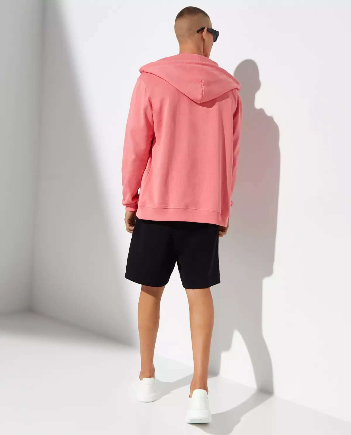 Bluza z kapturem i logo - Image #1