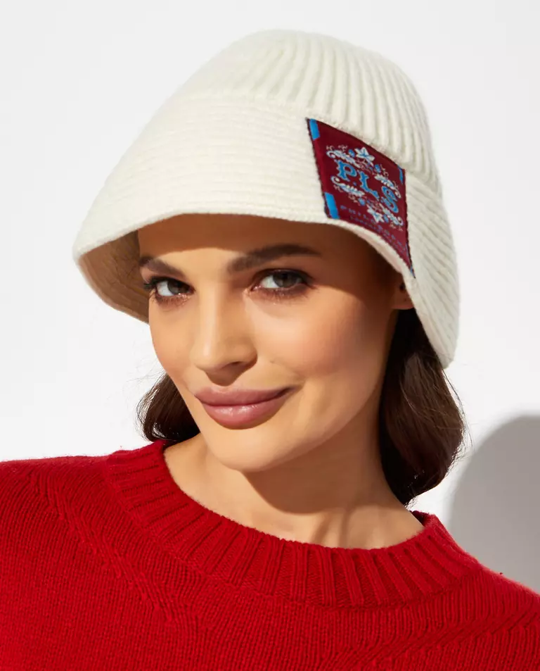 Kremowa wełniana czapka z logo