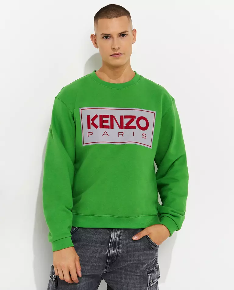 Zielona bluza z haftowanym logo