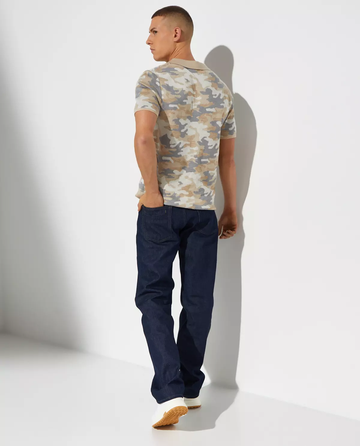 T-shirt z wzorem moro Como - Image #9