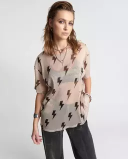 Beżowy t-shirt oversize w błyskawice - Image #0