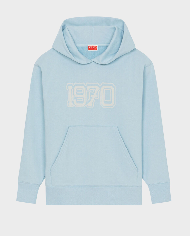 Niebieska bluza z kapturem i logo