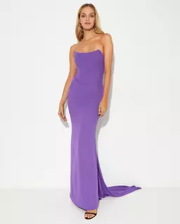 Purpurowa sukienka maxi z odkrytymi ramionami - Image #0