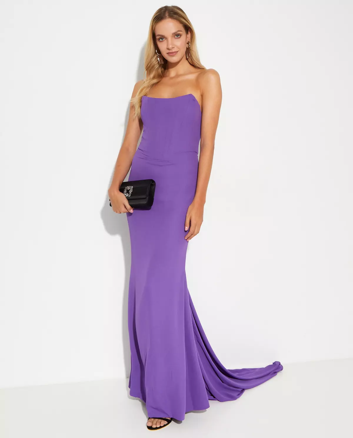 Purpurowa sukienka maxi z odkrytymi ramionami - Image #3