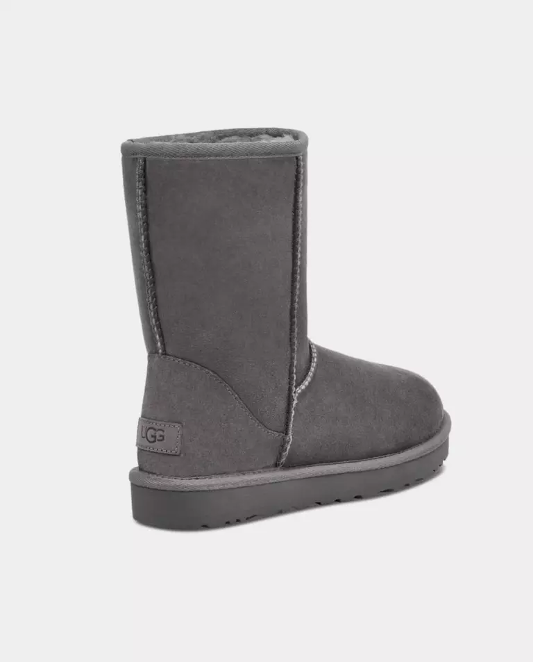 Szare śniegowce Classic Short II