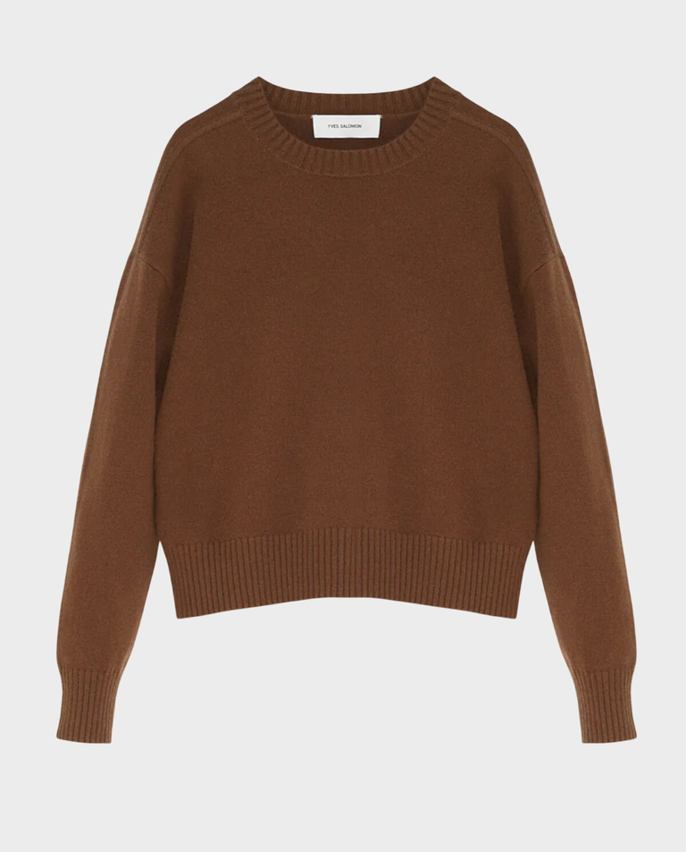 Brązowy sweter z dzianiny