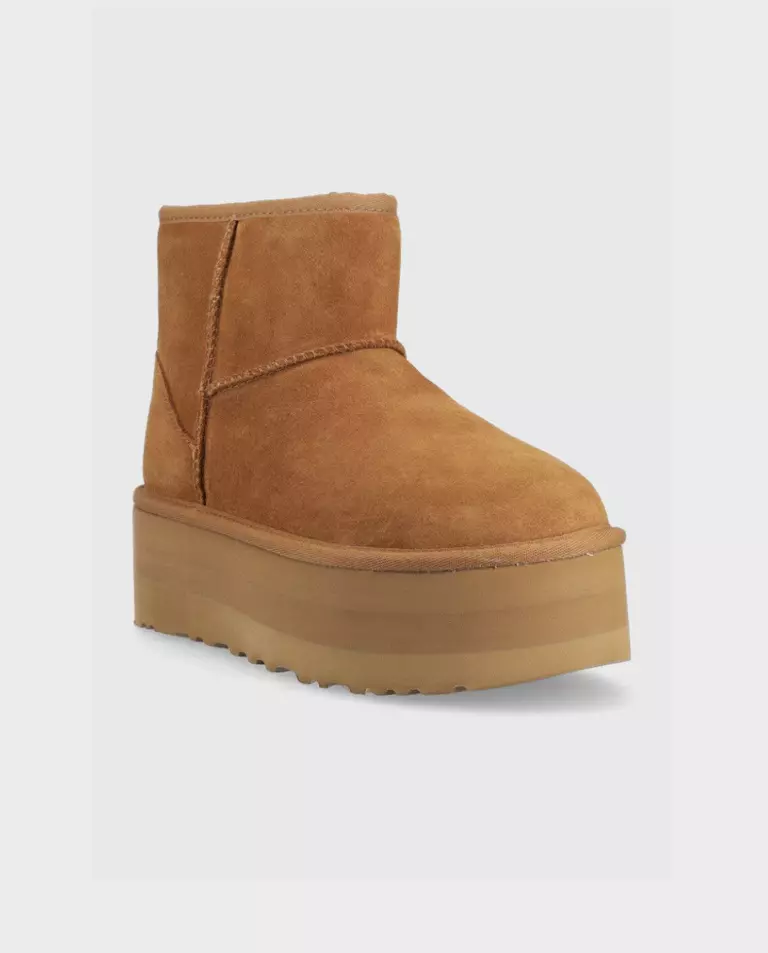 Karmelowe śniegowce Classic Mini Platform