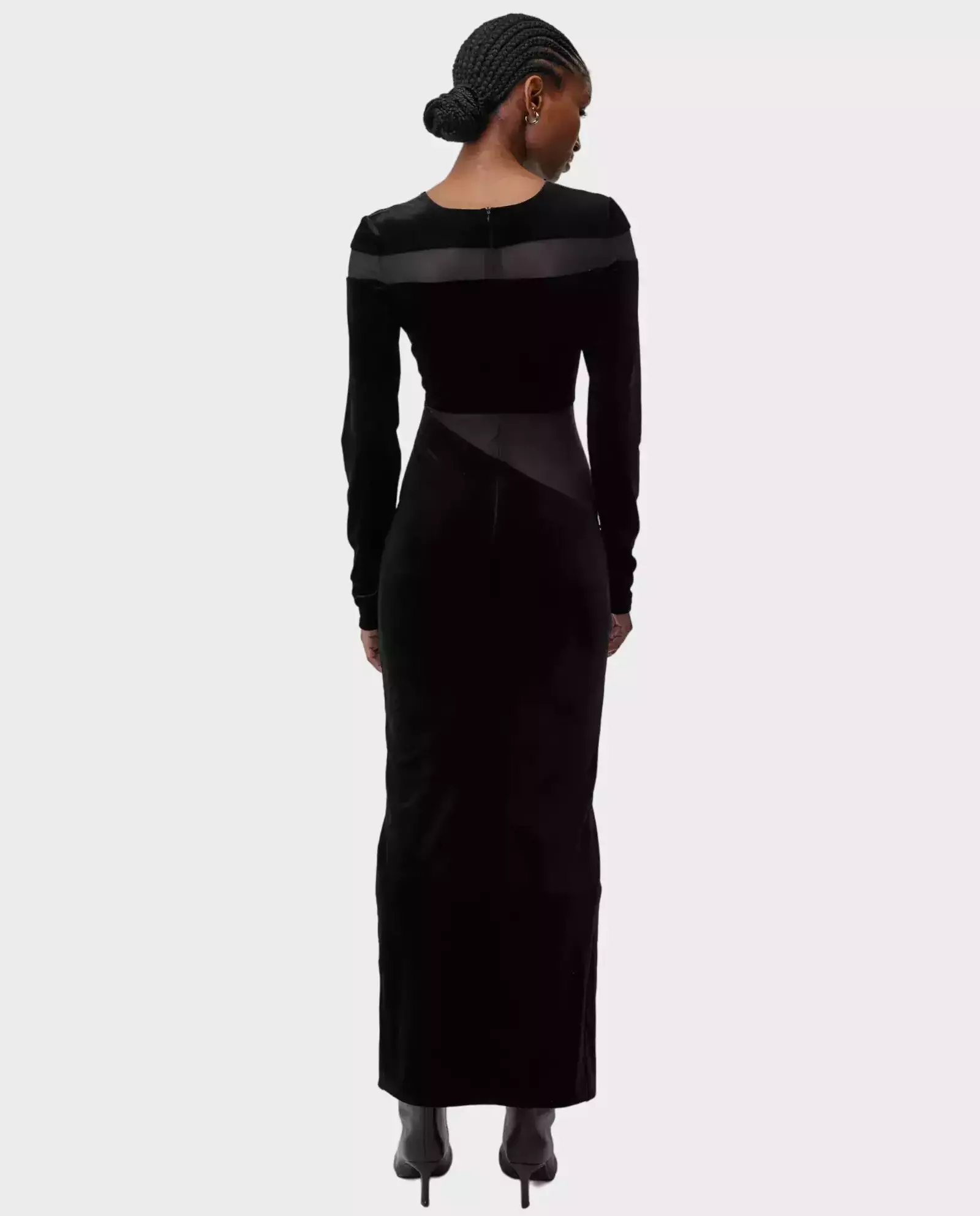Czarna sukienka Velvet Sky - Image #1