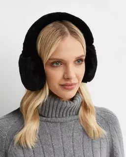 Czarne futrzane nauszniki - Image #1