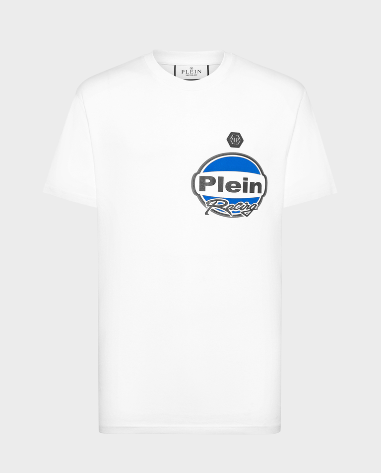 Biały t-shirt z okrągłym nadrukiem na piersi