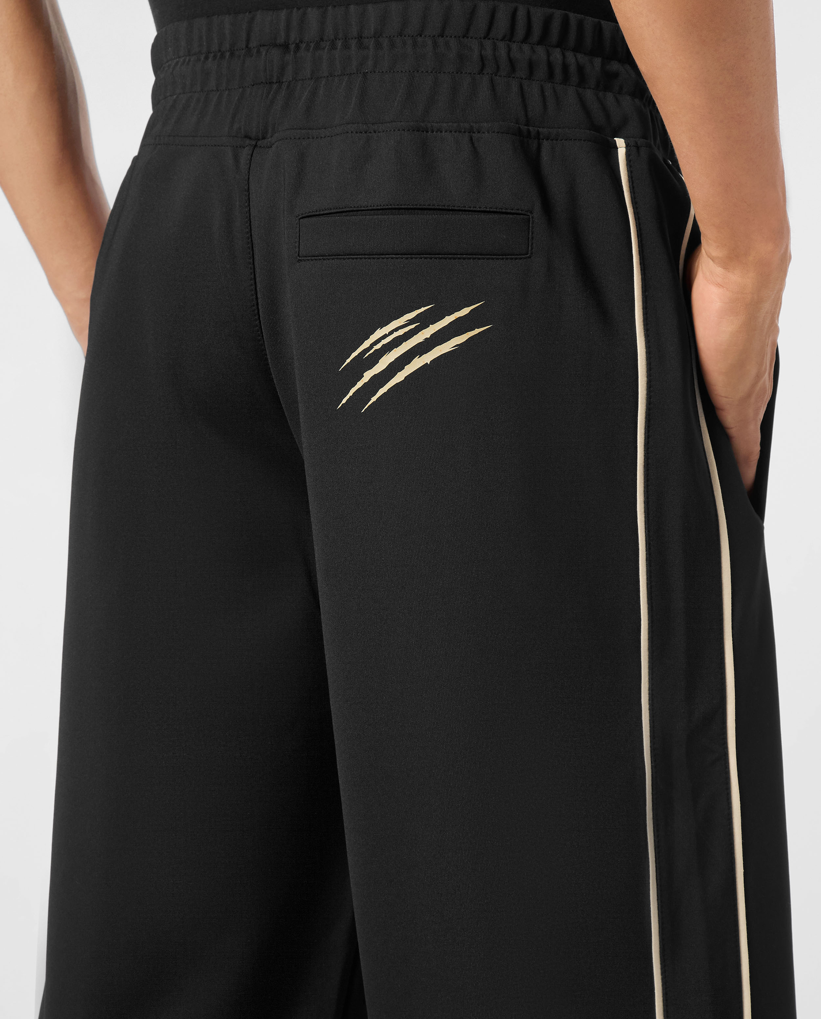 Czarne spodnie dresowe Loose Fit - Image #3