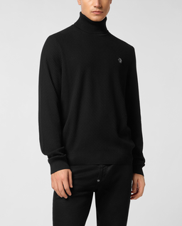 Czarny sweter z golfem - Image #0