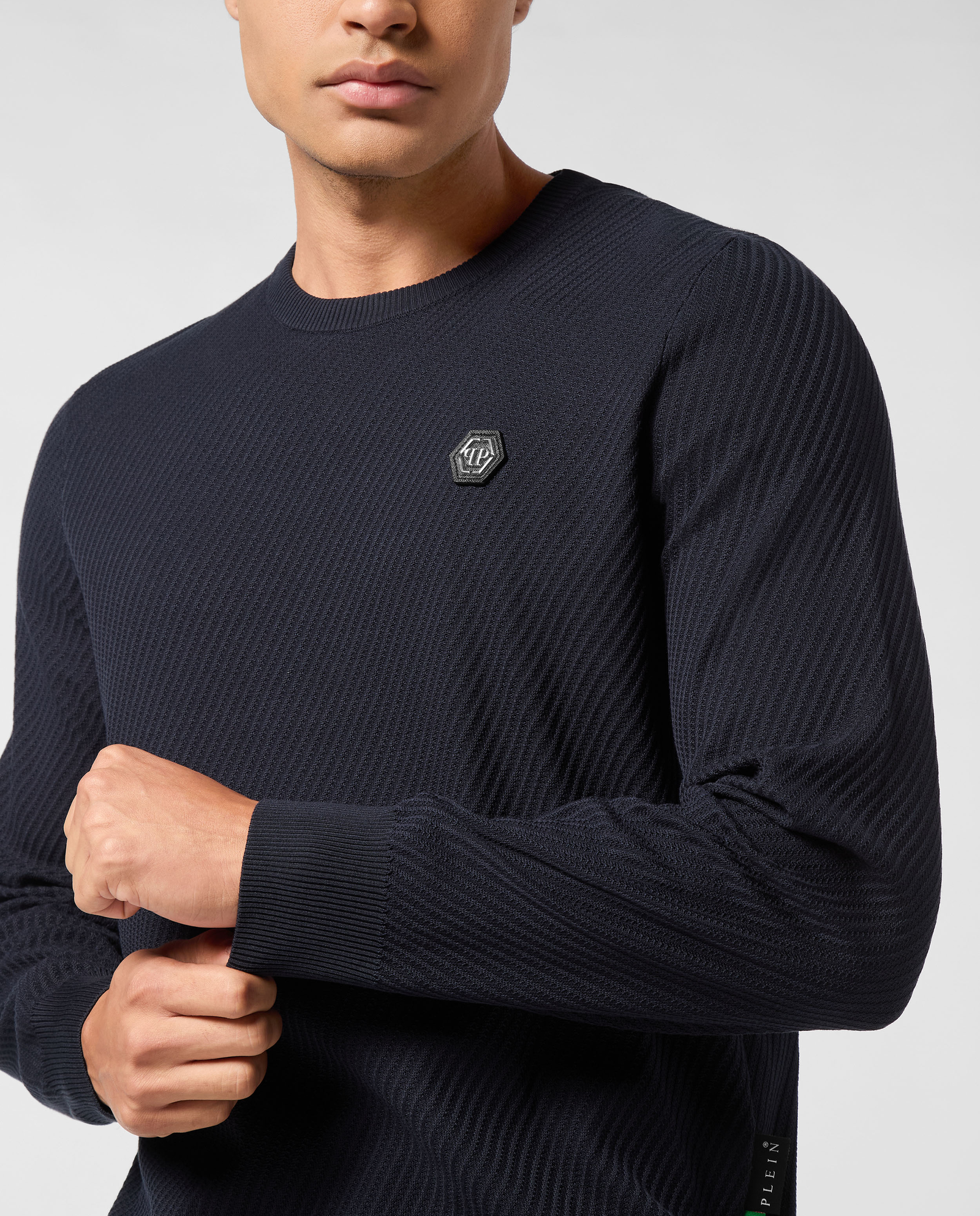 Granatowy sweter z logo - Image #3