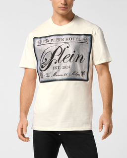 Biały t-shirt z kryształową aplikacją - Image #0