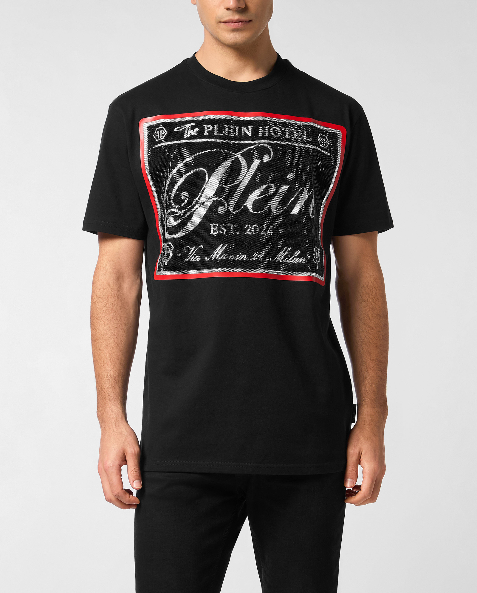 Czarny t-shirt z kryształową aplikacją - Image #0
