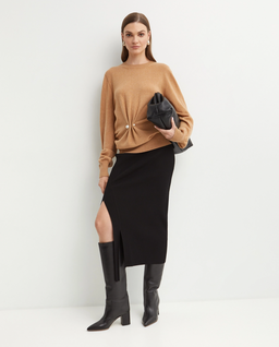 Kaszmirowy sweter z perłą - Image #2