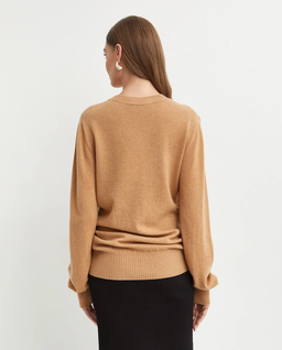 Kaszmirowy sweter z perłą - Image #1