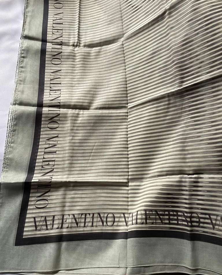 Bawełniany szal Valentino - Image #3