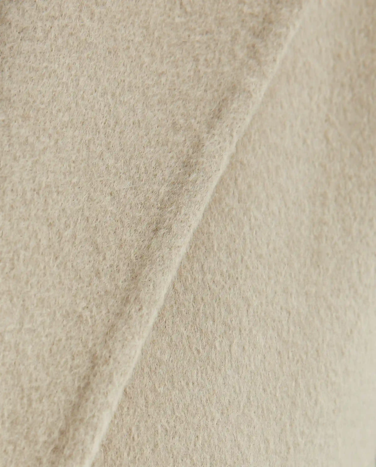 Wełniany płaszcz z paskiem - Image #3