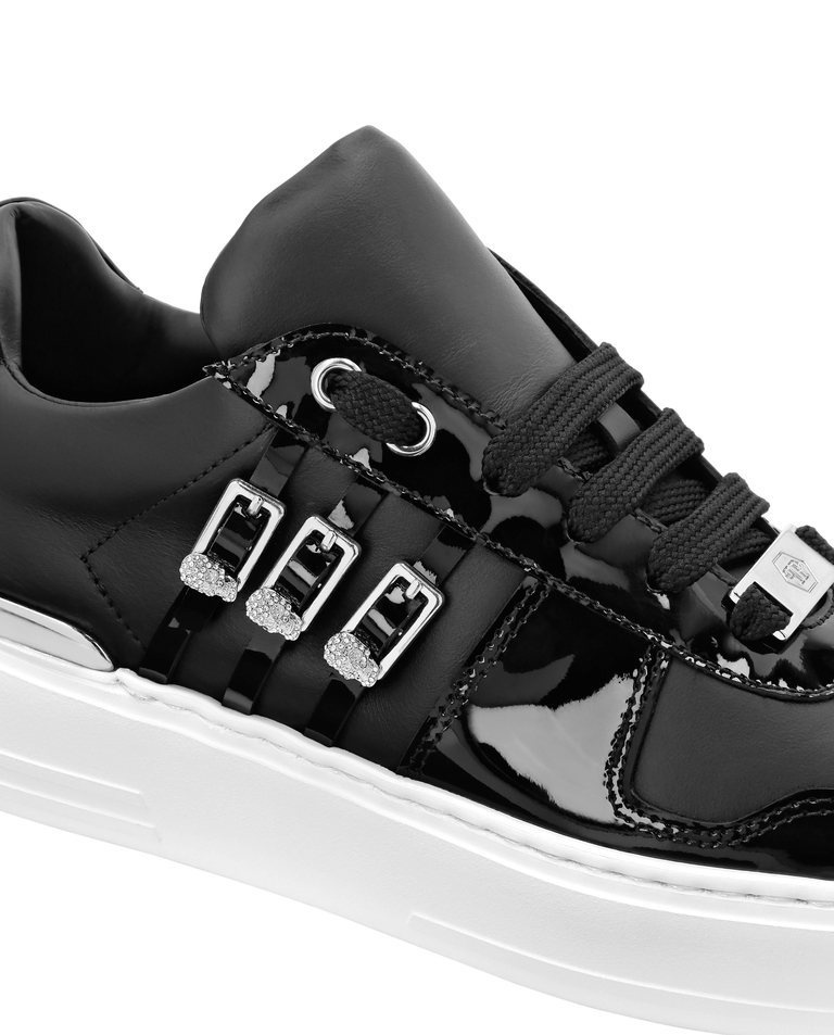 Czarne sneakersy Low Top Skull - Image #2