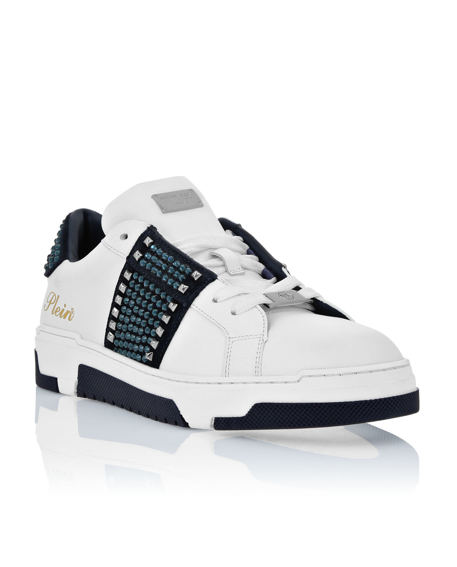 Białe sneakersy z ćwiekami - Image #1