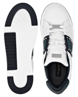Białe sneakersy z ćwiekami - Image #3