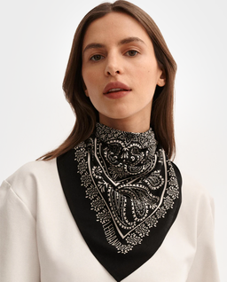 Czarna bandana z printem - Image #0
