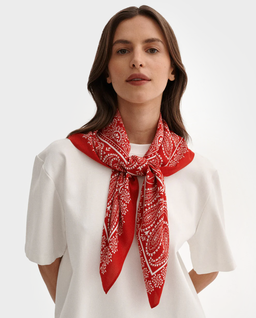 Czerwona bandana z pirntem - Image #0