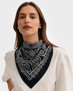 Granatowa bandana z printem - Image #1