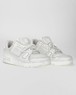 Białe sneakersy - Image #1