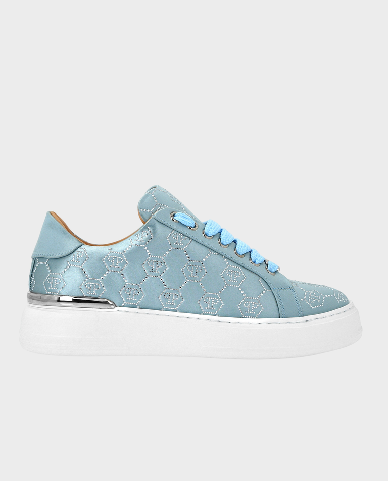 Błękitne sneakersy z ozdobnym monogramem - Image #0