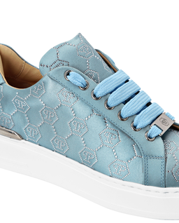 Błękitne sneakersy z ozdobnym monogramem - Image #3