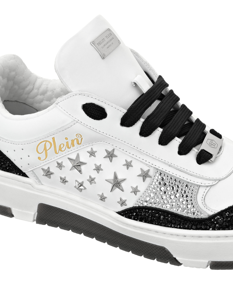 Biało-czarne sneakersy Low Top z ćwiekami - Image #2